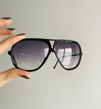 Occhiali sole unisex usato  Italia