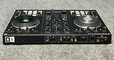 Controlador de DJ Native Instruments Traktor Kontrol S2 MK2 2 canais na cor preta comprar usado  Enviando para Brazil