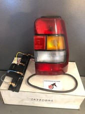 Faro posteriore altissimo usato  Cavedine