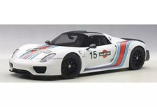 Minicarro 1/18 AUTOart Porsche 918 Spyder #15 Weissach pacote branco Martini 77927 comprar usado  Enviando para Brazil