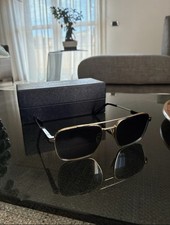 Occhiali prada unisex usato  Trentola Ducenta