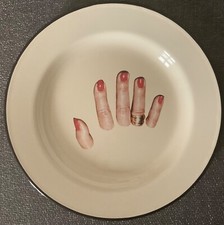 Maurizio cattelan usato  Visciano
