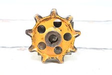 Usado, Vintage Yellow Industrial . Iron Wheel Gear Industrial Salvage Fabulous 5.25" comprar usado  Enviando para Brazil