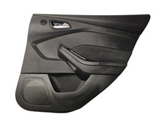 2015-18 Ford Focus ST OEM RH painel de guarnição de porta traseira direita cartão de cobertura **FRETE GRÁTIS** comprar usado  Enviando para Brazil