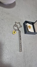 Portachiave spilla ferrari usato  Pozzuoli