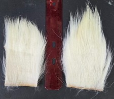Lote de 2 cabelos e peles de cabra "brancos naturais" para amarrar moscas comprar usado  Enviando para Brazil