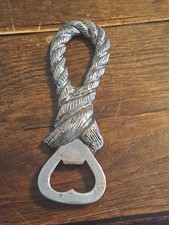 Décapsuleur ancien metal d'occasion Décapsuleur ancien metal d'occasion  Thise