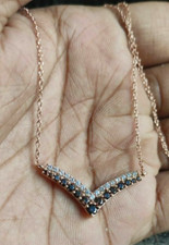 Pingente folheado a ouro rosa 14k com diamante chocolate em forma de V corte redondo 1 quilate criado em laboratório comprar usado Pingente folheado a ouro rosa 14k com diamante chocolate em forma de V corte redondo 1 quilate criado em laboratório comprar usado  Enviando para Brazil