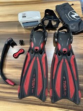 Conjunto de barbatanas/máscara/snorkel e bolsa de mergulho TUSA (usado) comprar usado  Enviando para Brazil