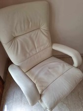 Poltroncina pelle bianca usato  Rimini