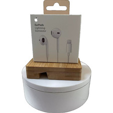 Fones de ouvido Apple EarPods Lightning com fio. Na embalagem original. comprar usado Fones de ouvido Apple EarPods Lightning com fio. Na embalagem original. comprar usado  Enviando para Brazil