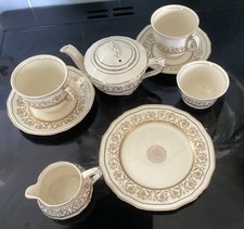 meakin tea set for sale  STRATFORD-UPON-AVON