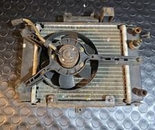Radiatore raffreddamento liqui usato  Aversa