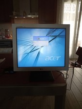 Monitor flatron l1730sf usato Monitor flatron l1730sf usato  Marcellinara