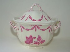 Wedgwood husk lidded for sale  HELSTON