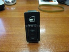 Interruttore bottone comando usato  San Giovanni la Punta