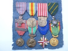 Lot medals decorations d'occasion  Expédié en Belgium