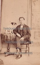 Foto vitoriana CDV homem e Jack Russel terrier cachorro fotógrafo Cheltenham c 1865 comprar usado  Enviando para Brazil