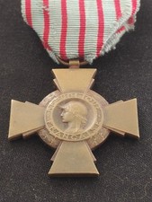 Belle médaille croix d'occasion  Lille-