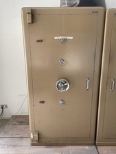 Cassaforte anni60 tonnellate usato  Perugia