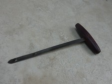 Attrape bouchons art d'occasion Attrape bouchons art d'occasion  Pont-l'Abbé-d'Arnoult