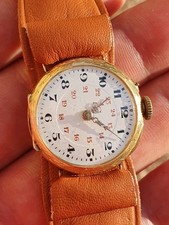 Belle montre 18k d'occasion  Le Luc