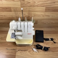 Bernina 2000de serger for sale  Downingtown