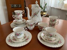 Royal albert porzellan gebraucht kaufen  Herbertingen