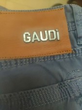 Pantaloni estivi uomo usato  Aquino