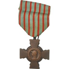 Croix combattant médaille d'occasion  Lille-