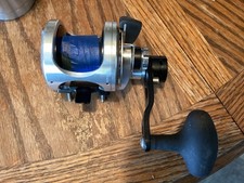 Molinete de pesca Okuma Andros 5IIA 2 velocidades apenas peça comprar usado Molinete de pesca Okuma Andros 5IIA 2 velocidades apenas peça comprar usado  Enviando para Brazil