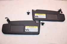 Conjunto de viseira solar 2005-2014 VW Jetta/Rabbit/Golf/GTI Mk5 MK6 Sportwagen preto fabricante de equipamento original comprar usado  Enviando para Brazil
