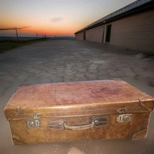 Schöner koffer lederkoffer gebraucht kaufen Schöner koffer lederkoffer gebraucht kaufen  Mühlhausen/Thüringen