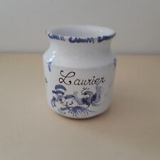 Pot lauriers céramique d'occasion  Bruyères-et-Montbérault