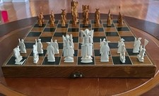 Juego de ajedrez chino asiático tallado a mano vintage con estuche de tablero de ajedrez plegable de madera segunda mano  Embacar hacia Mexico