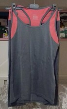 Completo sportivo donna usato  Massafra