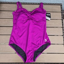 Usado, Maiô feminino TYR roxo torcido sutiã controle ajuste peça única tamanho 20 novo comprar usado  Enviando para Brazil