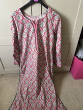 Zara shahjahan three for sale  GRAYS
