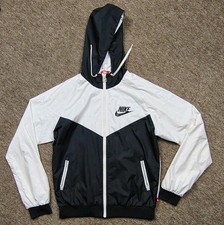 Nike sportswear windrunner for sale  New Britain