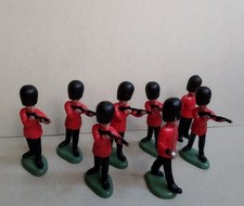 Soldatini britains queen usato  Bari