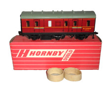 HORNBY DUBLO 4076 VAN DE FREIO DE PASSAGEIRO SEIS RODAS ESTADO PERFEITO NA CAIXA comprar usado  Enviando para Brazil