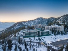 Holiday inn ridge for sale  Stateline