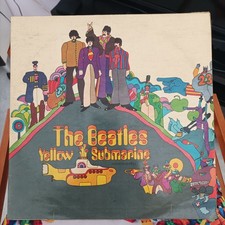 The beatles yellow usato  Sant Anastasia