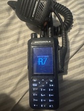 Motorola R7 UHF (AAH06RDN9RA1AN) com acessórios intrinsecamente seguros IP68 comprar usado  Enviando para Brazil