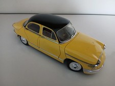 Panhard pl17 jaune d'occasion  Gémozac