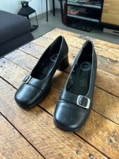 Chaussures chexx cuir d'occasion  Saint-Amand-les-Eaux