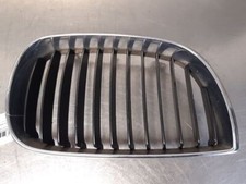 Grille calandre laterale d'occasion Grille calandre laterale d'occasion  Dunkerque-
