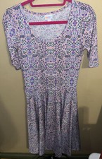 Usado, Vestido de festa feminino LuLaRoe design floral rosa manga curta - Tamanho pequeno P comprar usado  Enviando para Brazil