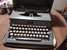 Vintage manual typewriter for sale  Columbia