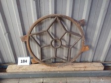 Verziertes rundes gussfenster gebraucht kaufen  Heide